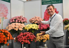 Arnoud Bolten with George Delbard with the Juliette series. The series contains 7 varieties and all 7 are mutants of the Juliette.